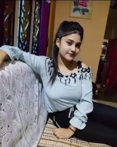 Call Girls Service in Mahrajganj